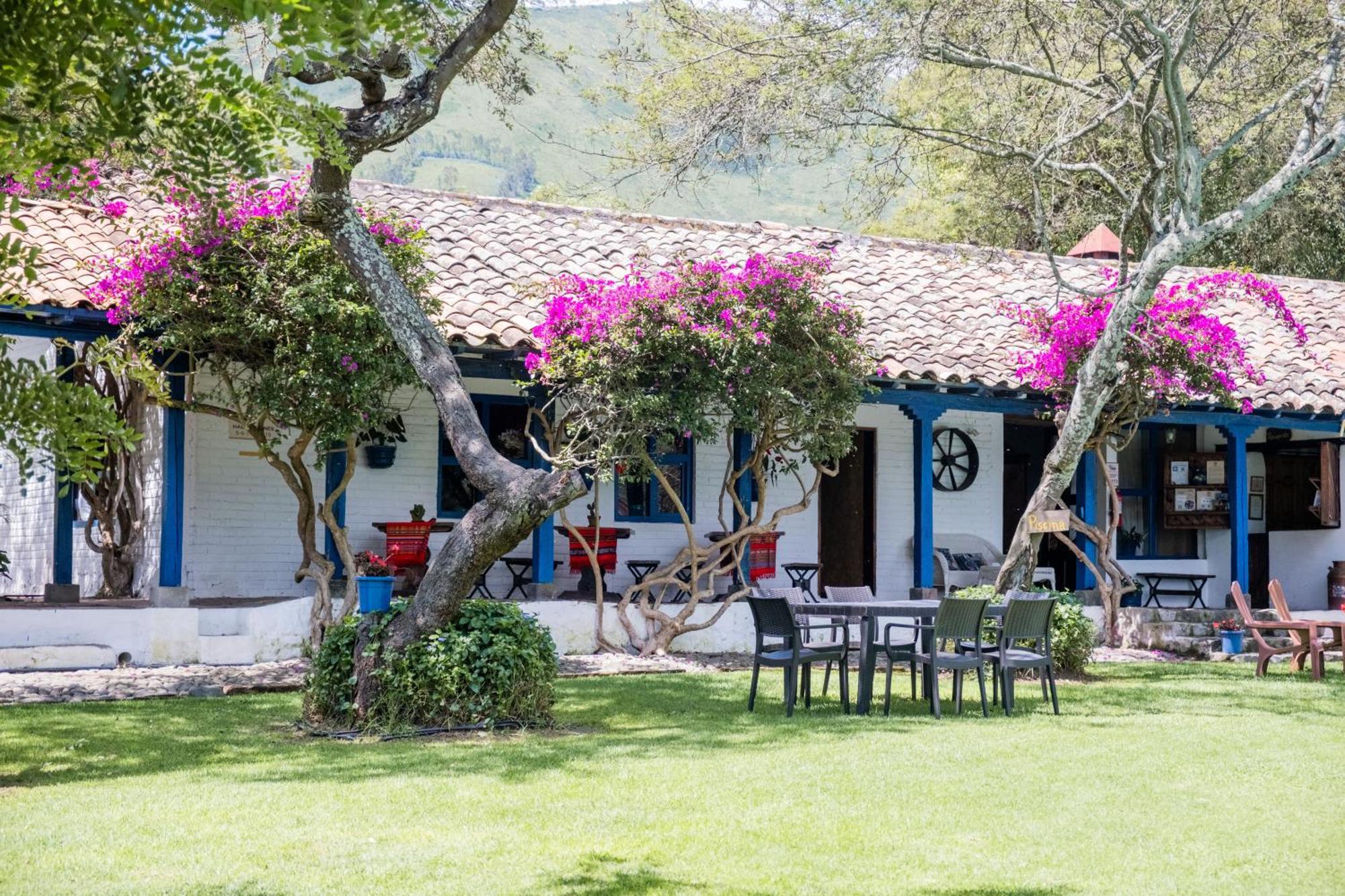 Hacienda San Francisco Hotel Tumbabiro Luaran gambar
