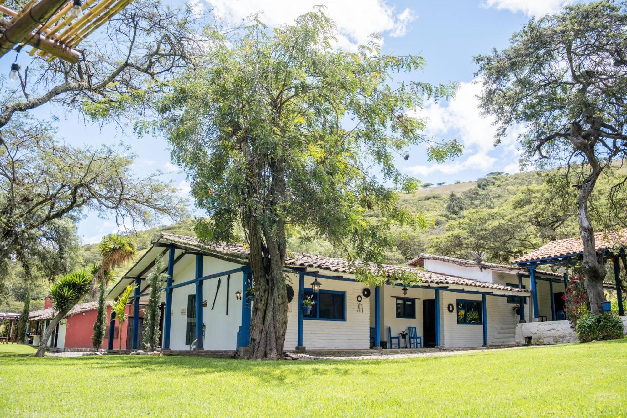 Hacienda San Francisco Hotel Tumbabiro Luaran gambar